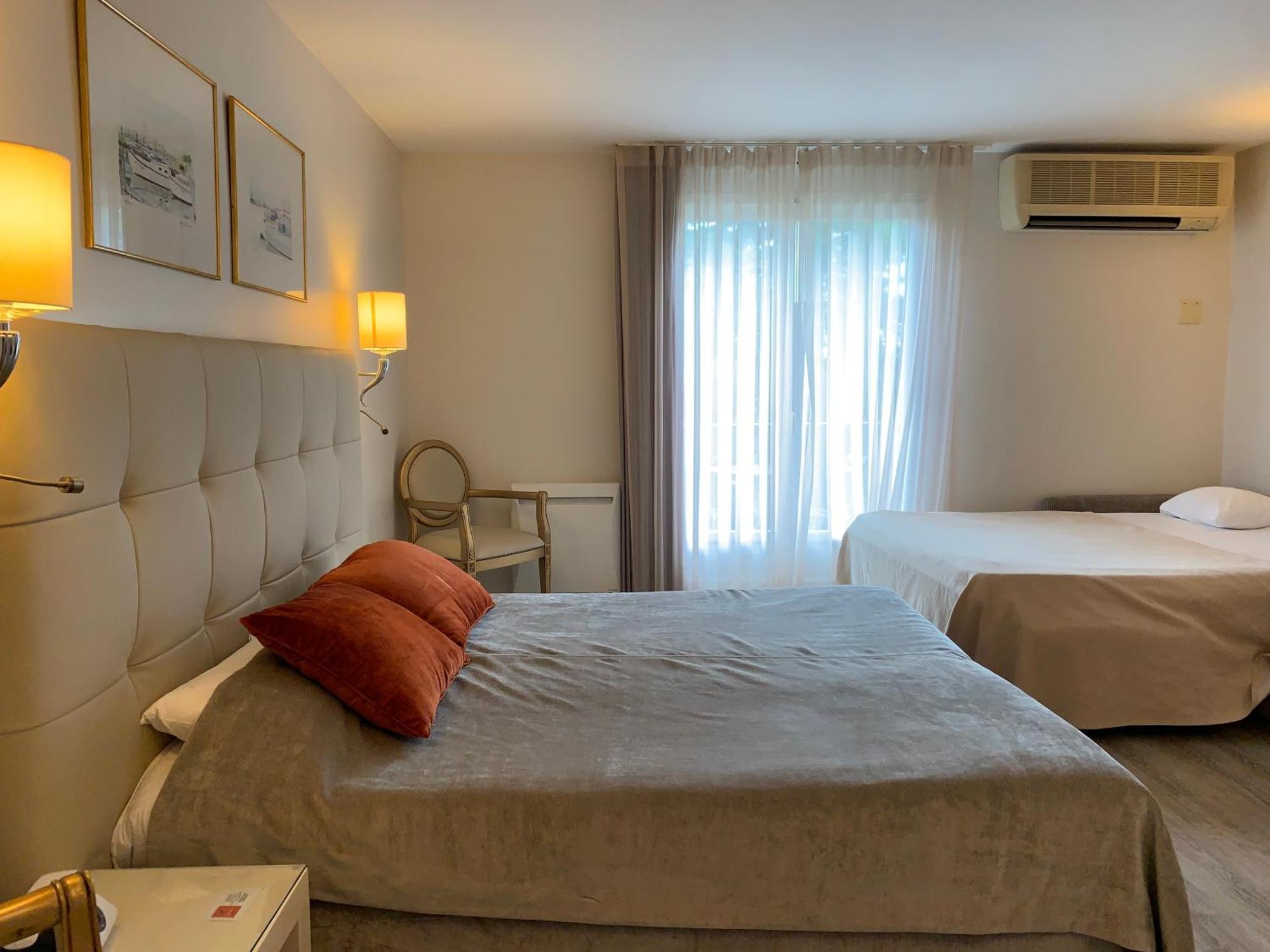 Les Criquets Hotel & Spa Бланкфор Экстерьер фото